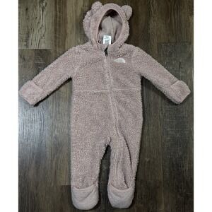 The North Face One Piece Campshire Hooded Fleece Bunting 6-12 Mos Pink Bear Ears